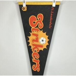 Vintage Ft Lauderdale Strikers NASL 30 x 12 Full Size Soccer Pennant Defunct